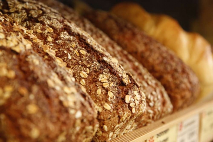 Brot frisch aus der Biobäckerei vom Kleinsägmühlerhof Leprima Biomarkt Bad Dürkheim Brot frisch aus der Biobäckerei vom Kleinsägmühlerhof