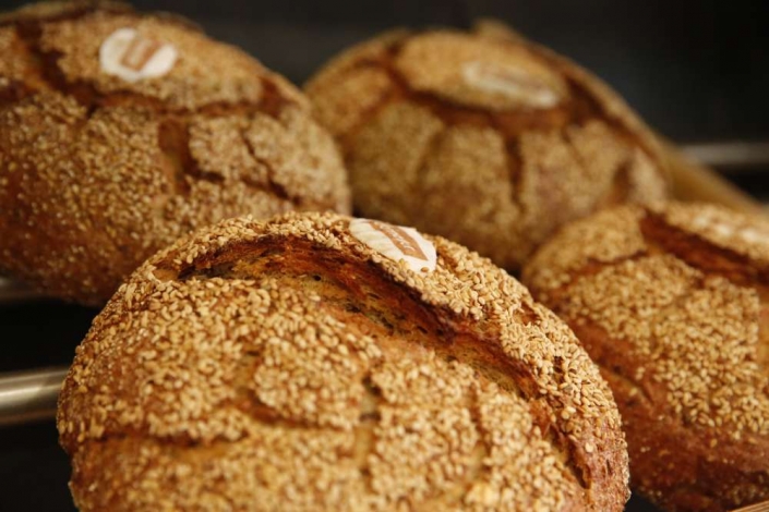 Jubiläumsbrot – frisch aus Biobackstube Leprima Biomarkt Bad Dürkheim Jubiläumsbrot frisch aus der Biobackstube